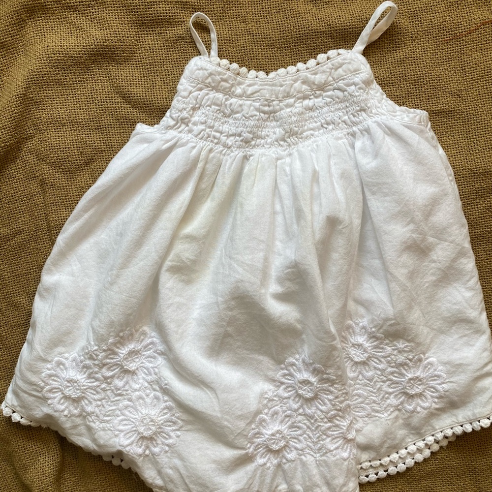 2 Neutral Girls Dresses Summer/Spring - Picture 3 of 6